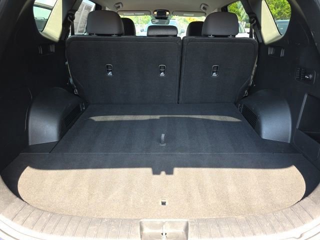 Used 2023 Hyundai Santa Fe SEL image 46