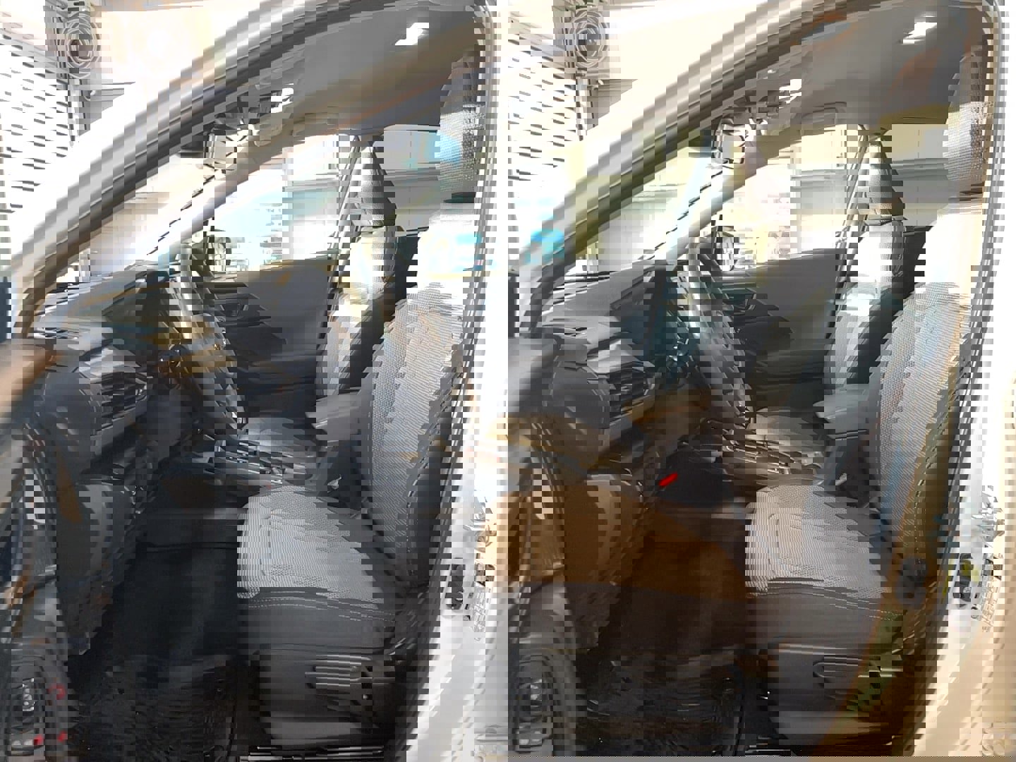 Used 2024 Subaru Crosstrek 2.0i Premium image 15