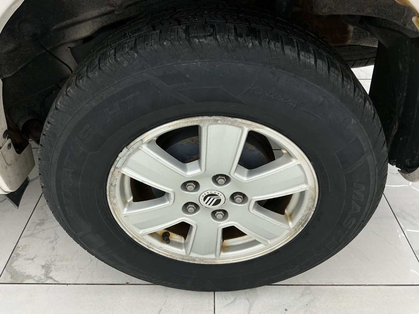 Used 2010 Mercury Mariner 2WD image 19