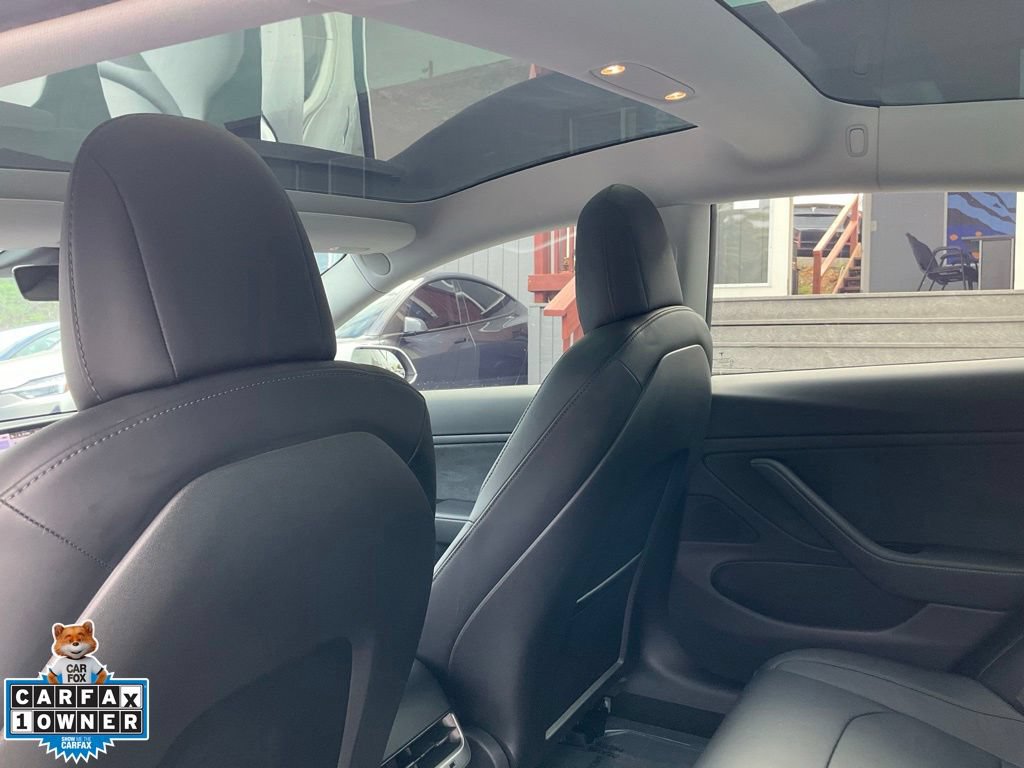 Used 2018 Tesla Model 3 Long Range RWD image 31