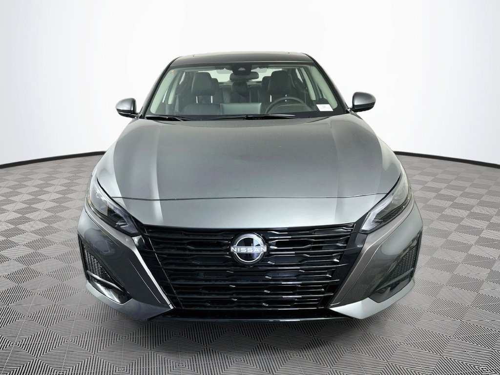 New 2026 Nissan Altima 2.5 SV FWD image 4