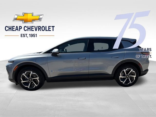 Used 2026 Chevrolet Equinox EV LT FWD image 2