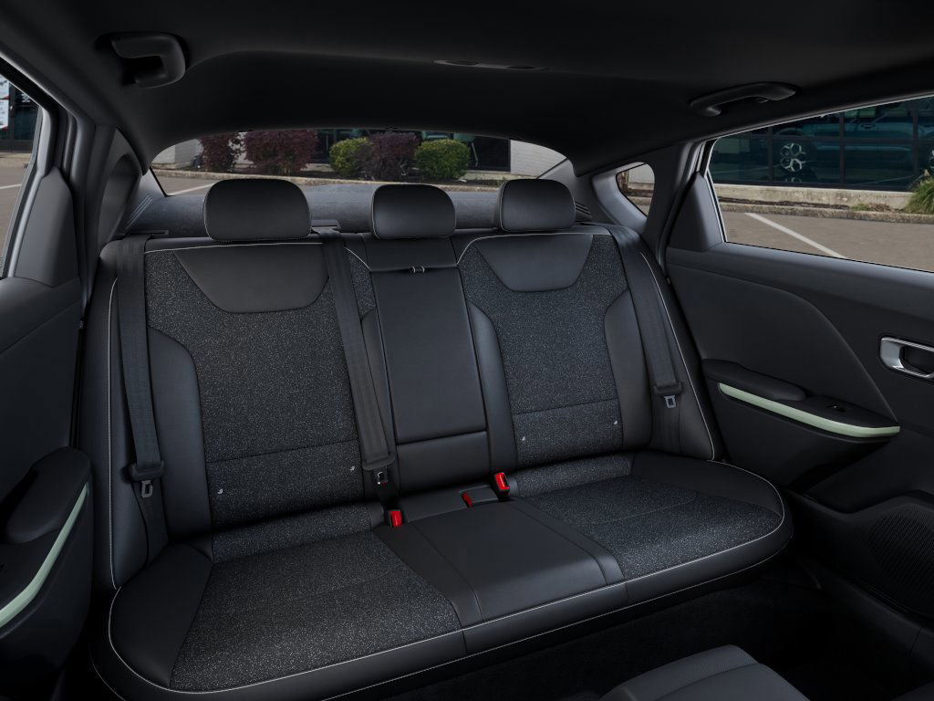New 2025 Kia K4 GT-Line image 16