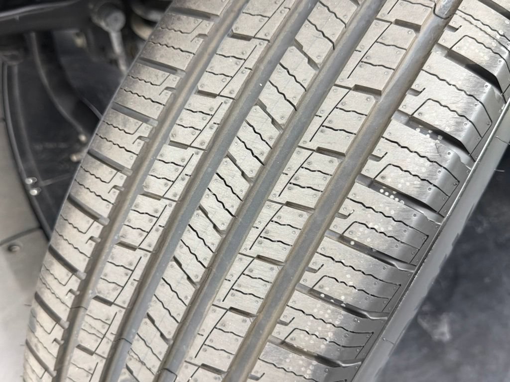 Used 2019 Jeep Wrangler Unlimited Sahara AWD/4WD image 18