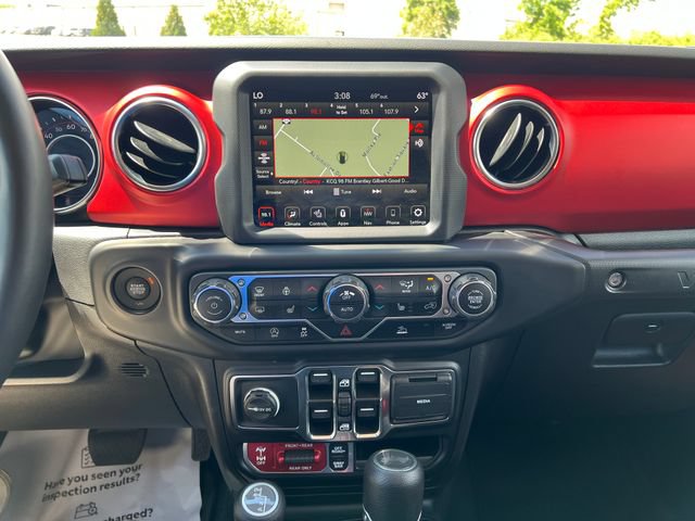 Used 2022 Jeep Wrangler Unlimited Rubicon w/ Cold Weather Group AWD/4WD image 20
