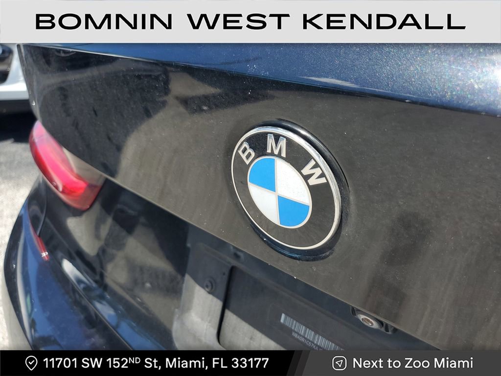 Used 2019 BMW 330i Sedan w/ M Sport Package image 11