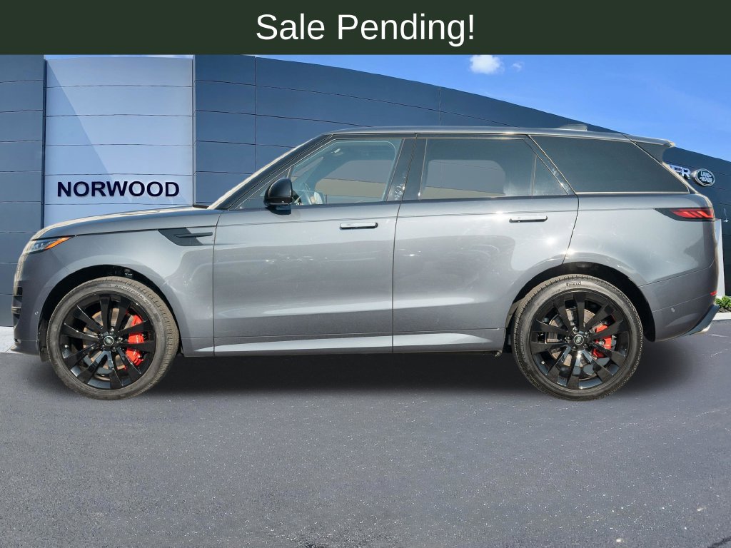 Used 2025 Land Rover Range Rover Sport Dynamic SE AWD/4WD image 8