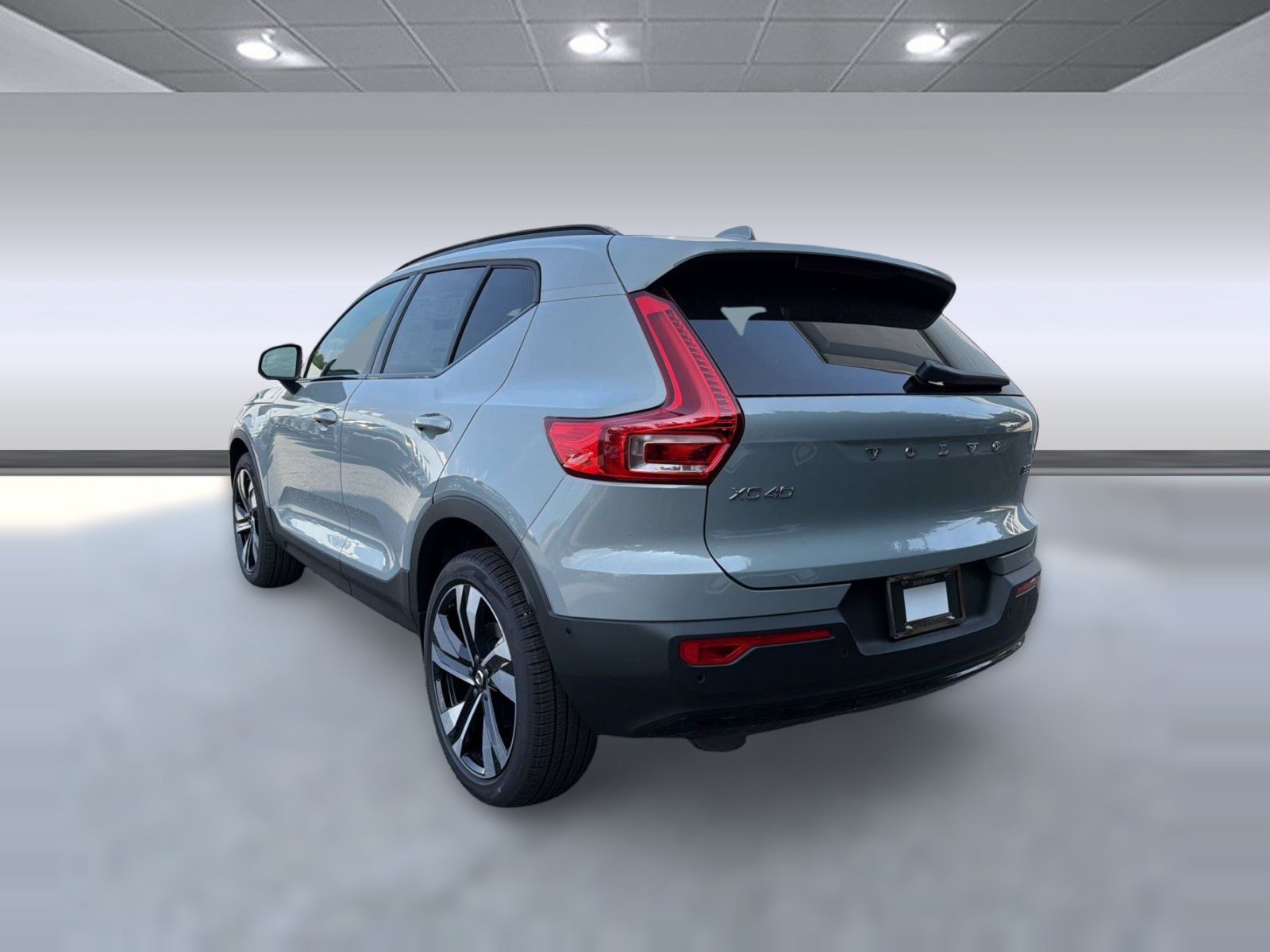 New 2026 Volvo XC40 B5 Ultra w/ Protection Package Premier AWD/4WD image 3