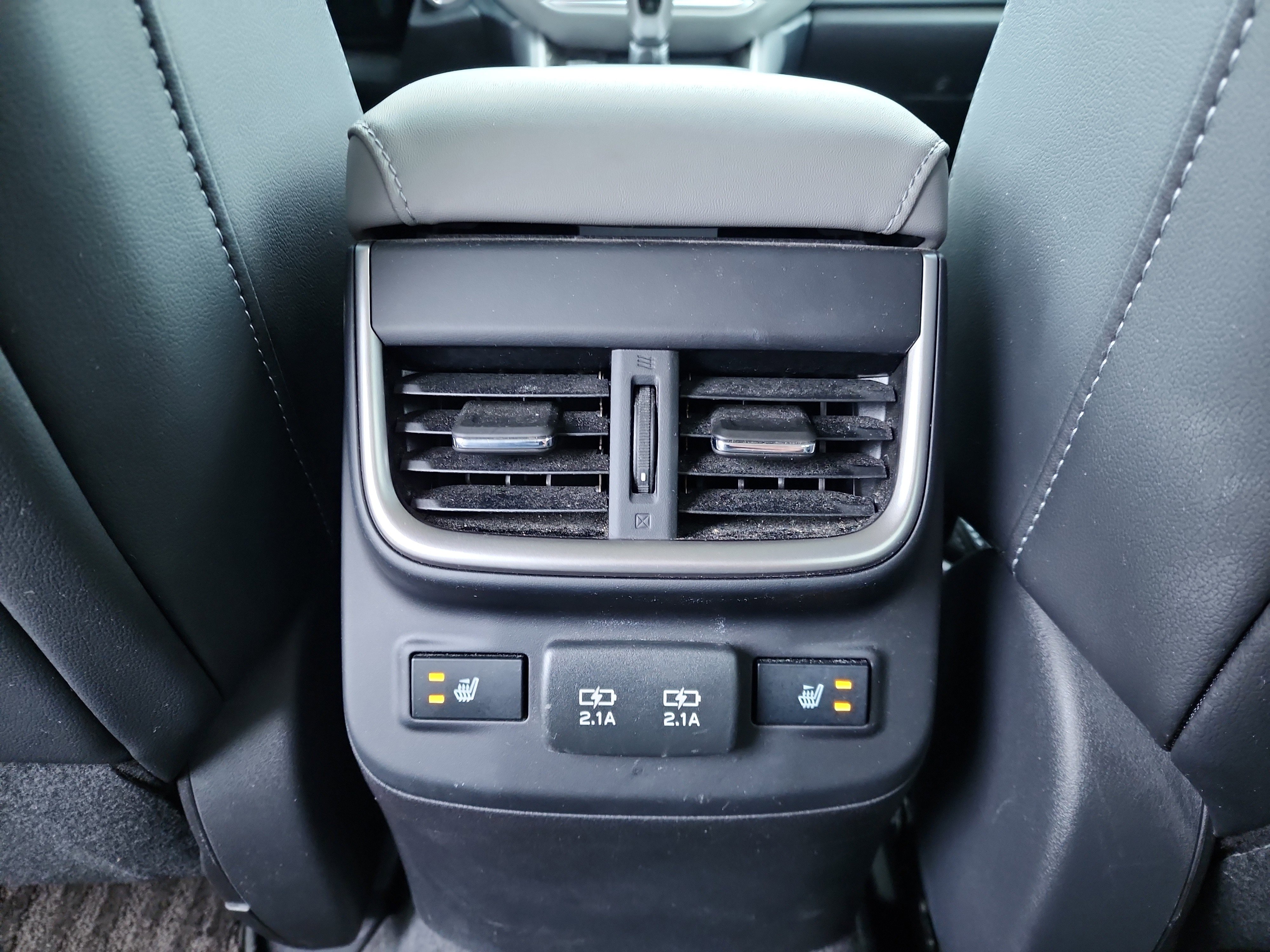 Used 2021 Subaru Outback Limited image 12