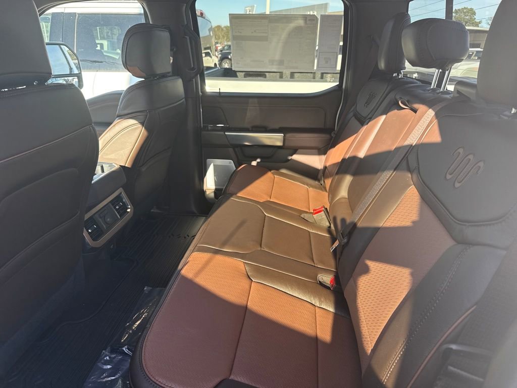 New 2026 Ford F350 King Ranch w/ FX4 Off-Road Package image 39