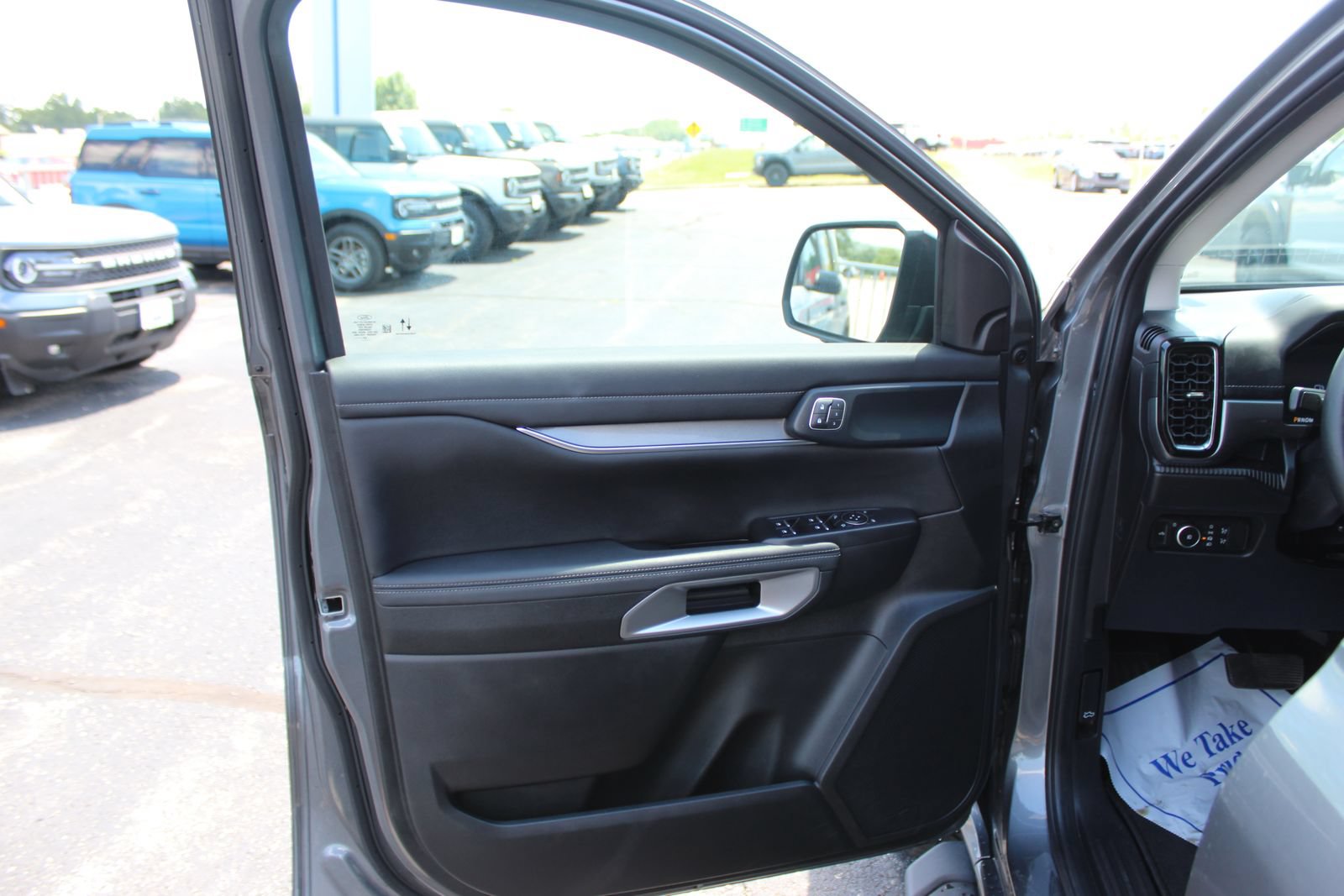 Used 2024 Ford Ranger Lariat w/ Advanced Towing Package AWD/4WD image 21