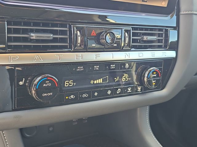 New 2026 Nissan Pathfinder SL w/ SL Premium Package image 27