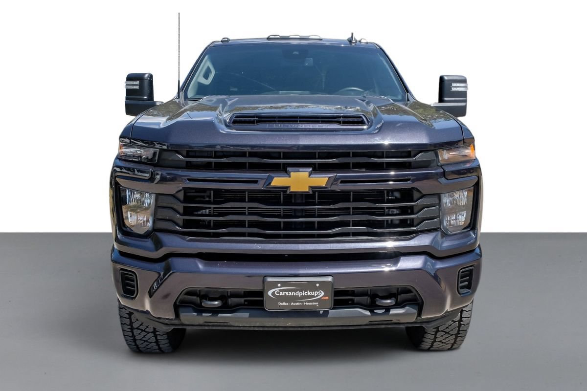 Used 2024 Chevrolet Silverado 2500 Custom w/ Custom Value Package AWD/4WD image 3