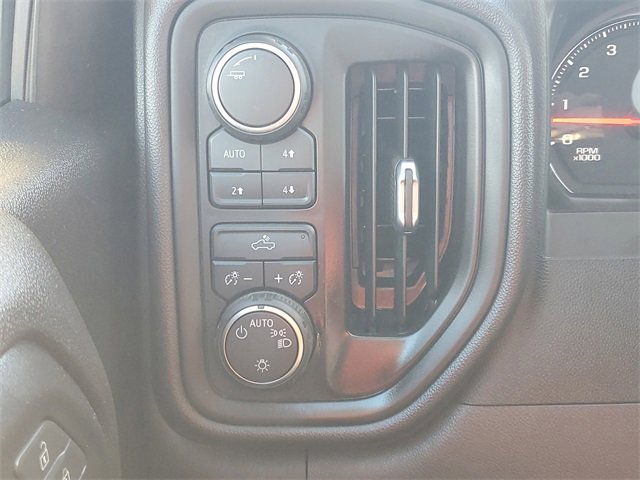 Used 2021 Chevrolet Silverado 1500 Custom Trail Boss w/ LPO, Dark Essentials Package image 19