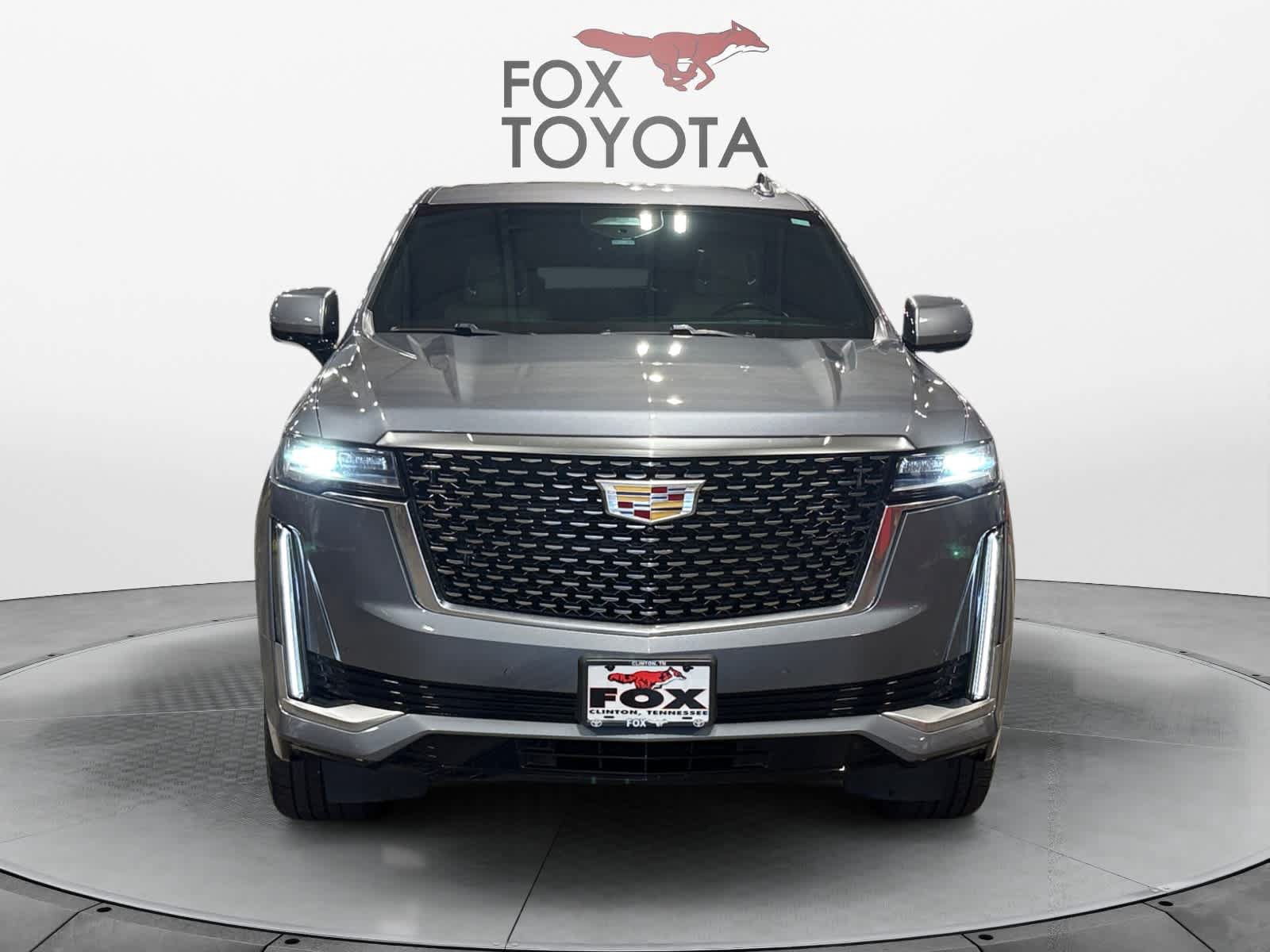 Used 2021 Cadillac Escalade ESV Premium Luxury w/ Driver Assist Tech Package AWD/4WD image 9