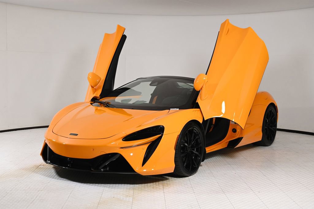 New 2026 McLaren Artura Spider image 23