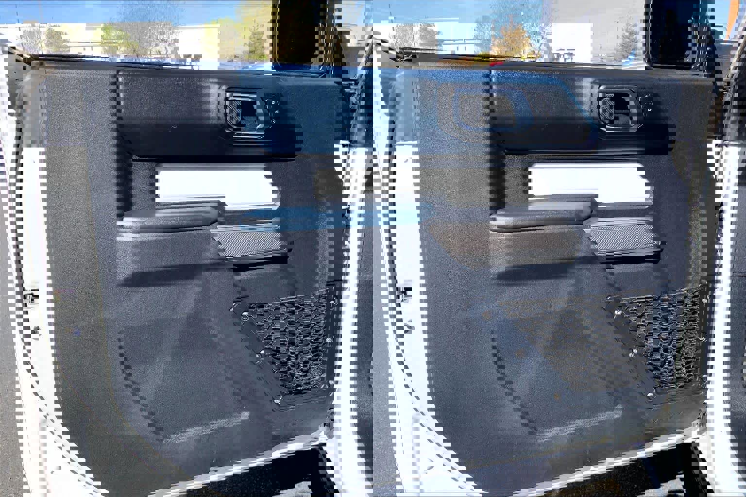 Used 2023 Ford Bronco Outer Banks image 19