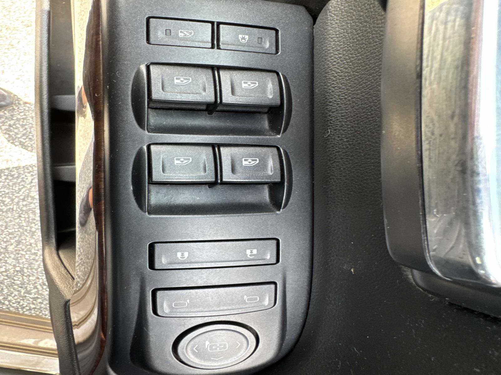 Used 2015 GMC Sierra 1500 SLE w/ SLE Value Package RWD image 22