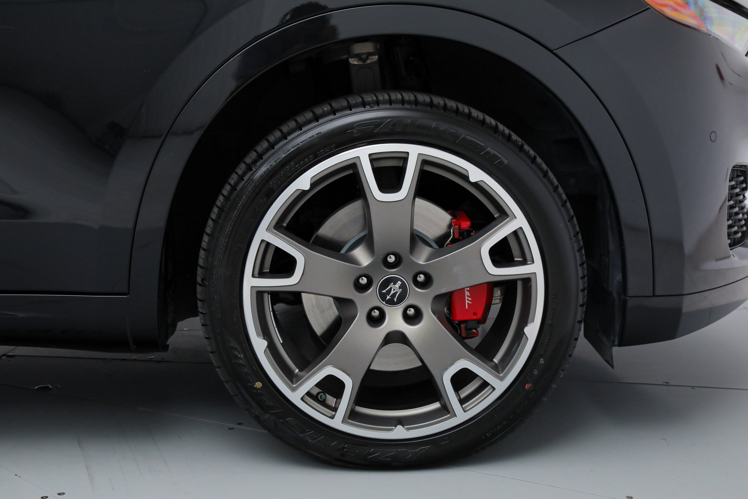 Certified 2023 Maserati Levante GT AWD/4WD image 23