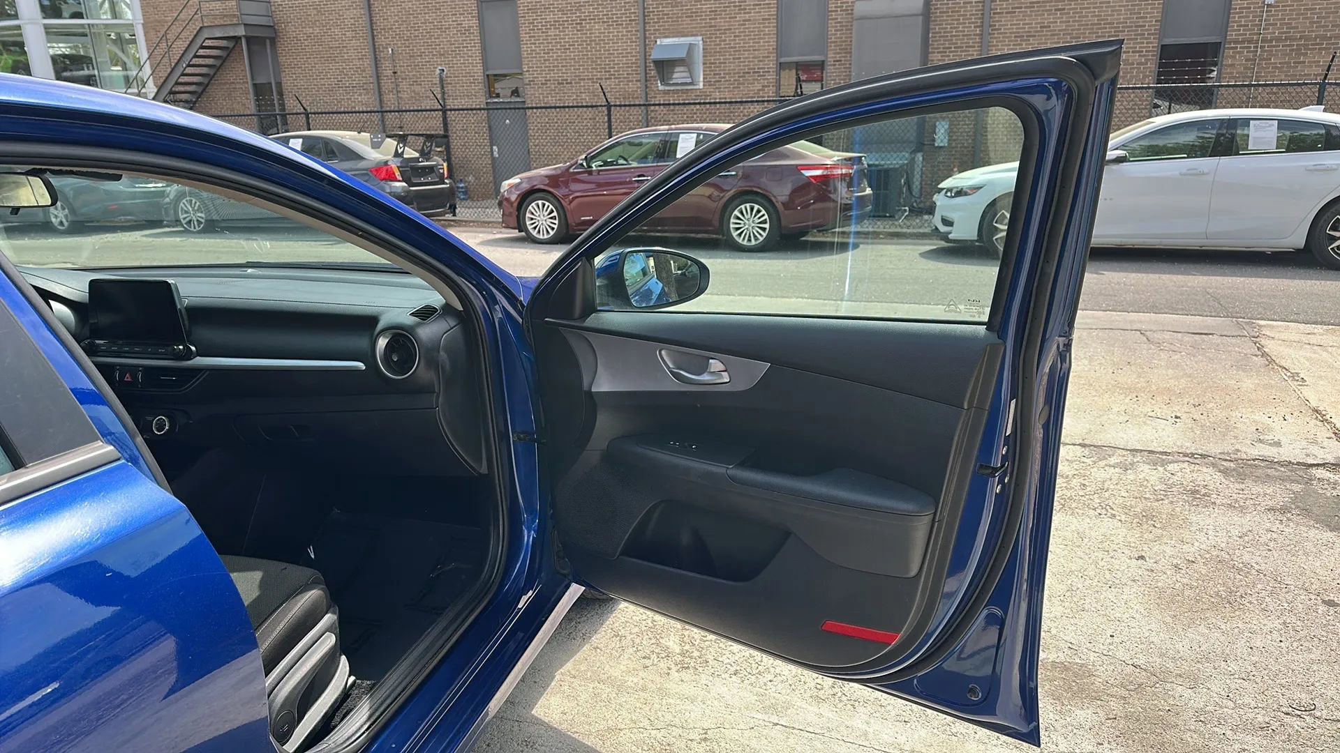 Used 2023 Kia Forte LXS w/ LXS Technology Package image 41