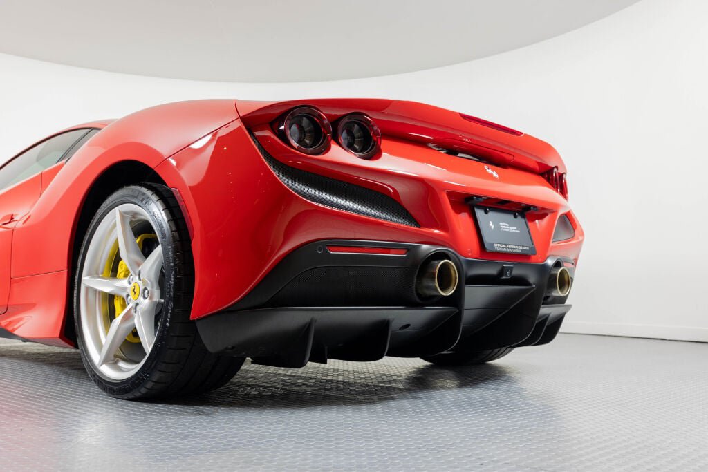 Certified 2021 Ferrari F8 Tributo RWD image 24