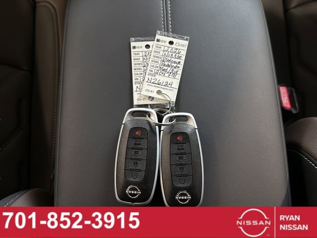 New 2026 Nissan Pathfinder Platinum image 25