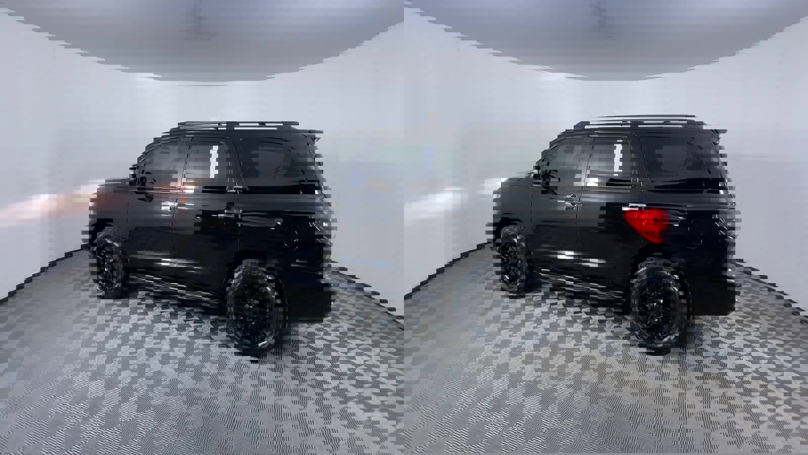 Used 2014 Toyota Sequoia Limited image 6