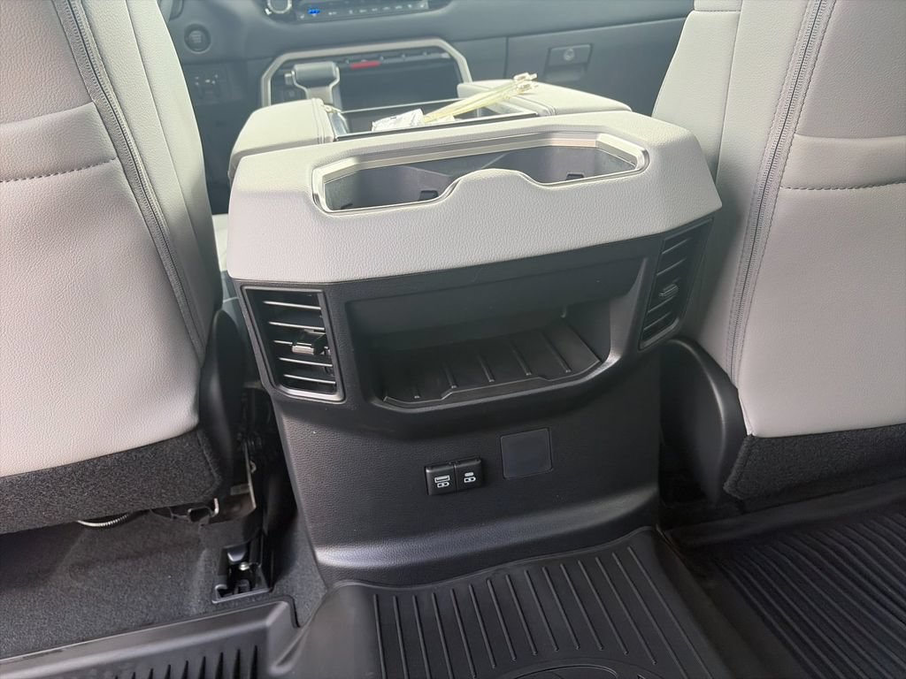 New 2026 Toyota Tundra Limited AWD/4WD image 14