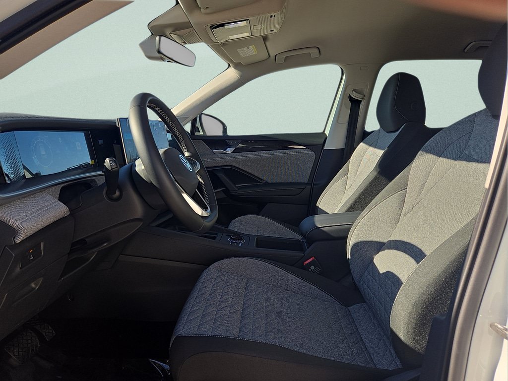New 2026 Volkswagen Tiguan S FWD image 17