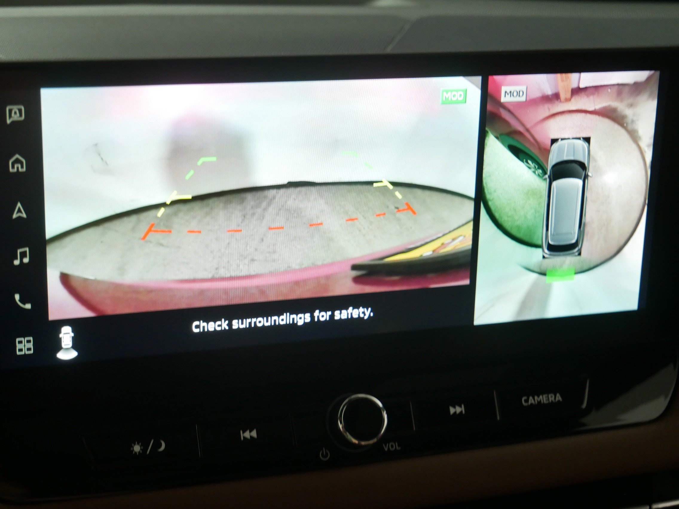 New 2025 Mitsubishi Outlander SEL image 9