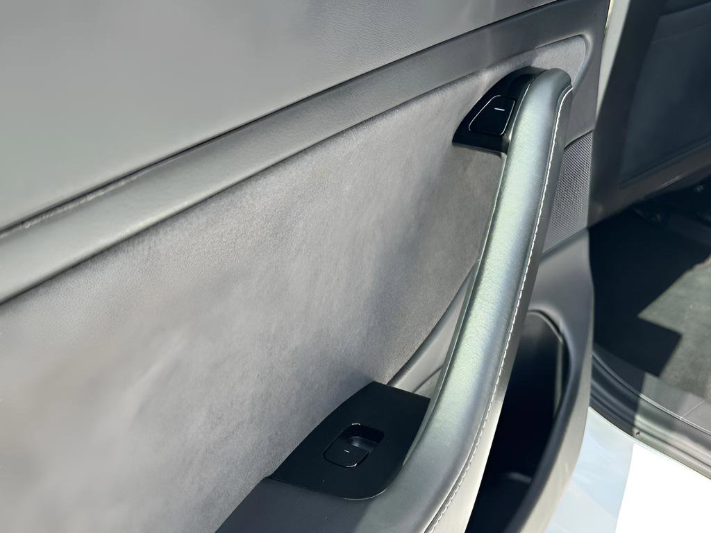 Used 2018 Tesla Model 3 Mid Range image 23