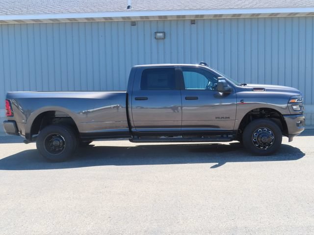 New 2026 RAM 3500 Big Horn AWD/4WD image 2