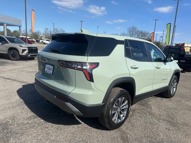 New 2026 Chevrolet Equinox LT w/ Convenience Package II FWD image 3