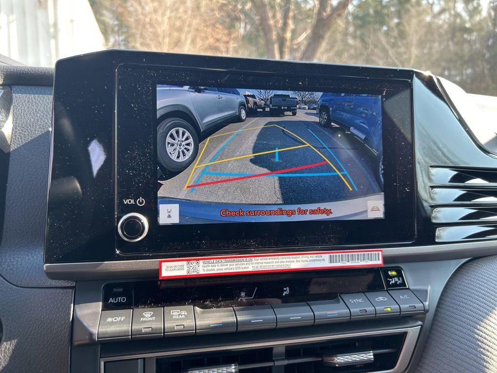 New 2026 Toyota Camry SE image 5