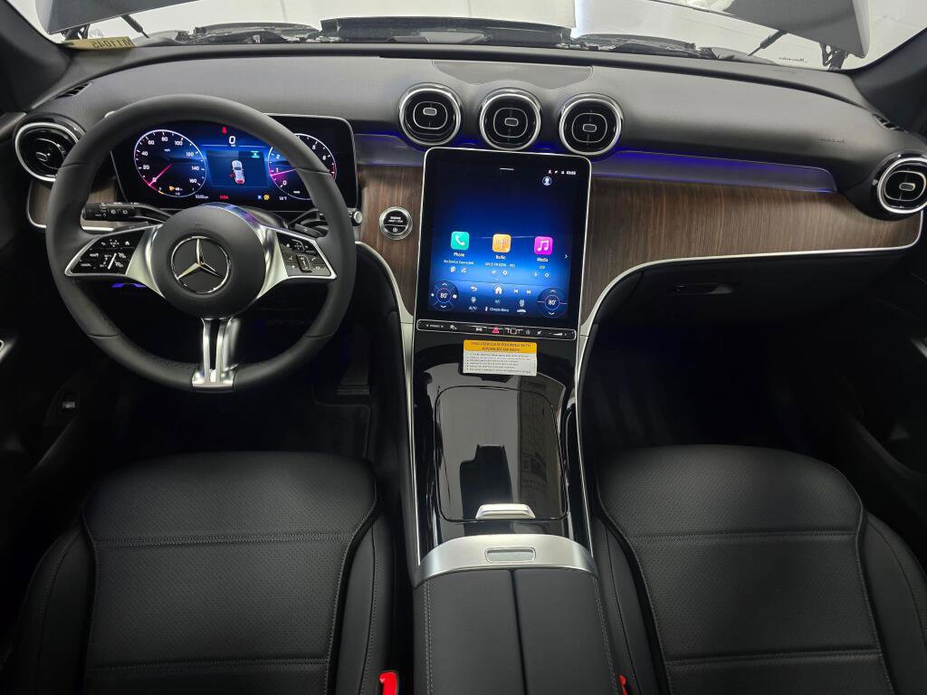 New 2026 Mercedes-Benz GLC 300 4MATIC image 17