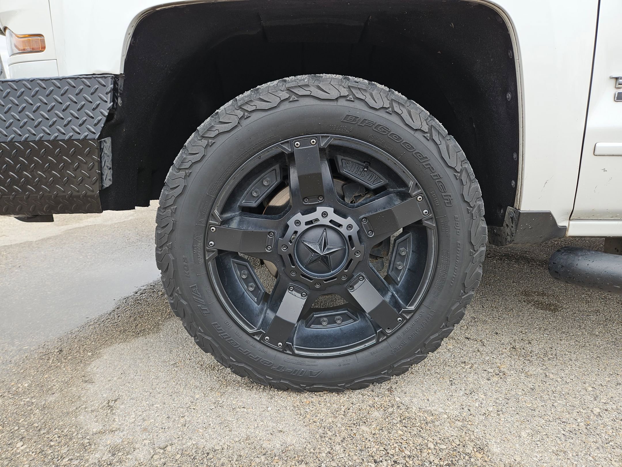 Used 2018 Chevrolet Silverado 1500 LT w/ Texas Edition image 31