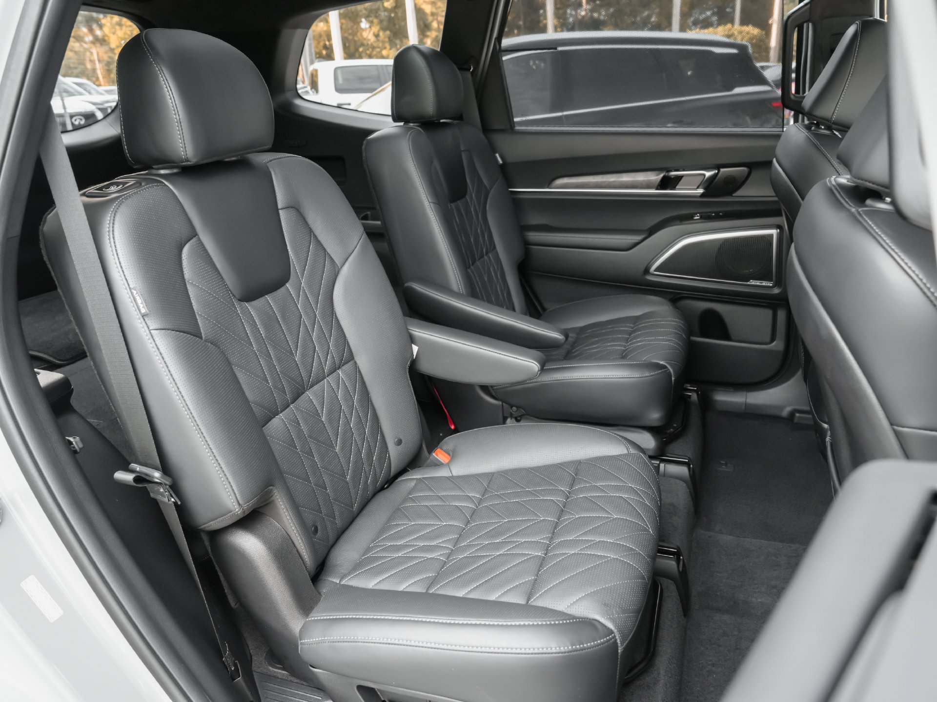 Used 2025 Kia Telluride SX Prestige X-Pro AWD/4WD image 38