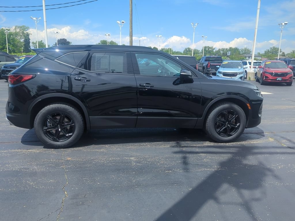 Certified 2024 Chevrolet Blazer LT w/ Sound & Technology Package AWD/4WD image 10
