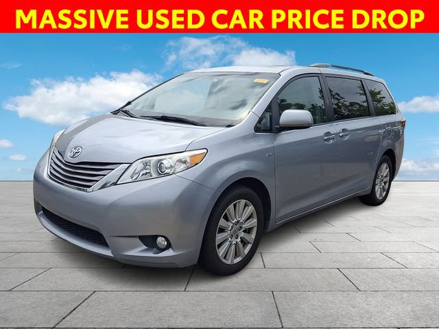 Certified 2017 Toyota Sienna XLE Premium AWD/4WD image 4