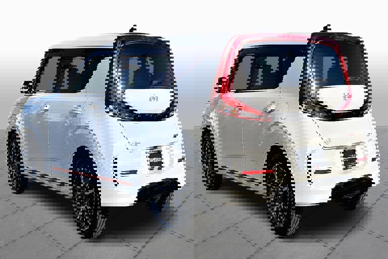 Used 2022 Kia Soul GT-Line image 11