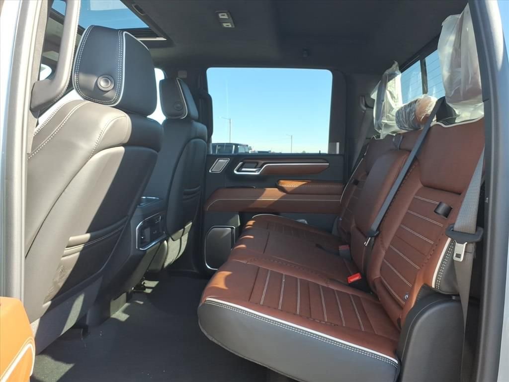 New 2026 GMC Sierra 2500 Denali Ultimate w/ Max Trailering Package image 16