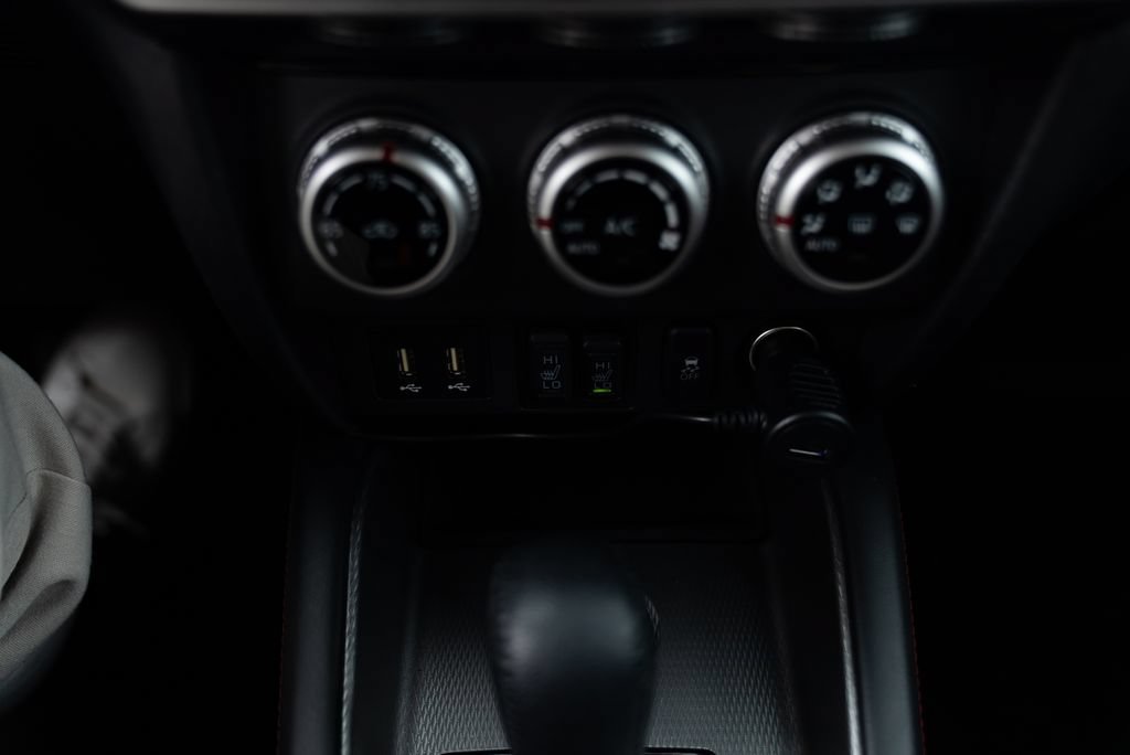 Used 2022 Mitsubishi Outlander Sport SE FWD image 17