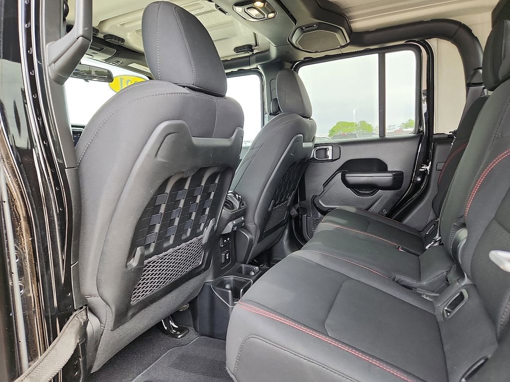 Used 2021 Jeep Gladiator Rubicon image 12