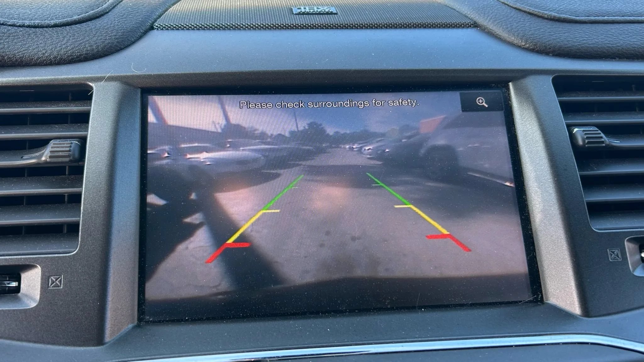 Used 2013 Lincoln MKS FWD image 13
