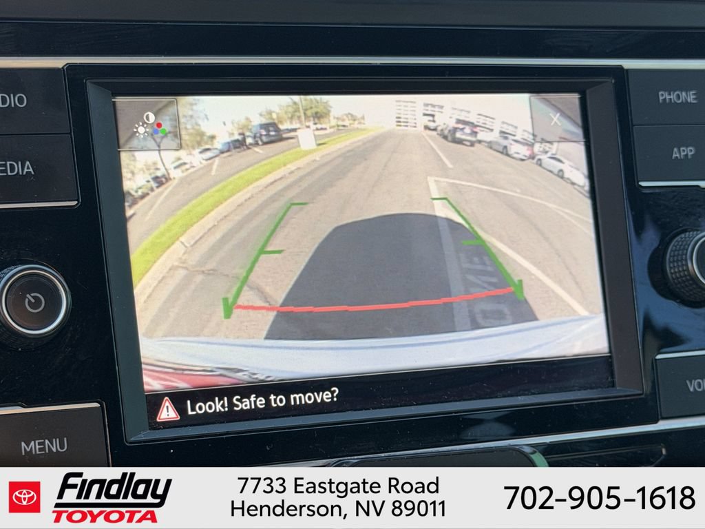 Used 2023 Volkswagen Atlas Cross Sport SE FWD image 27