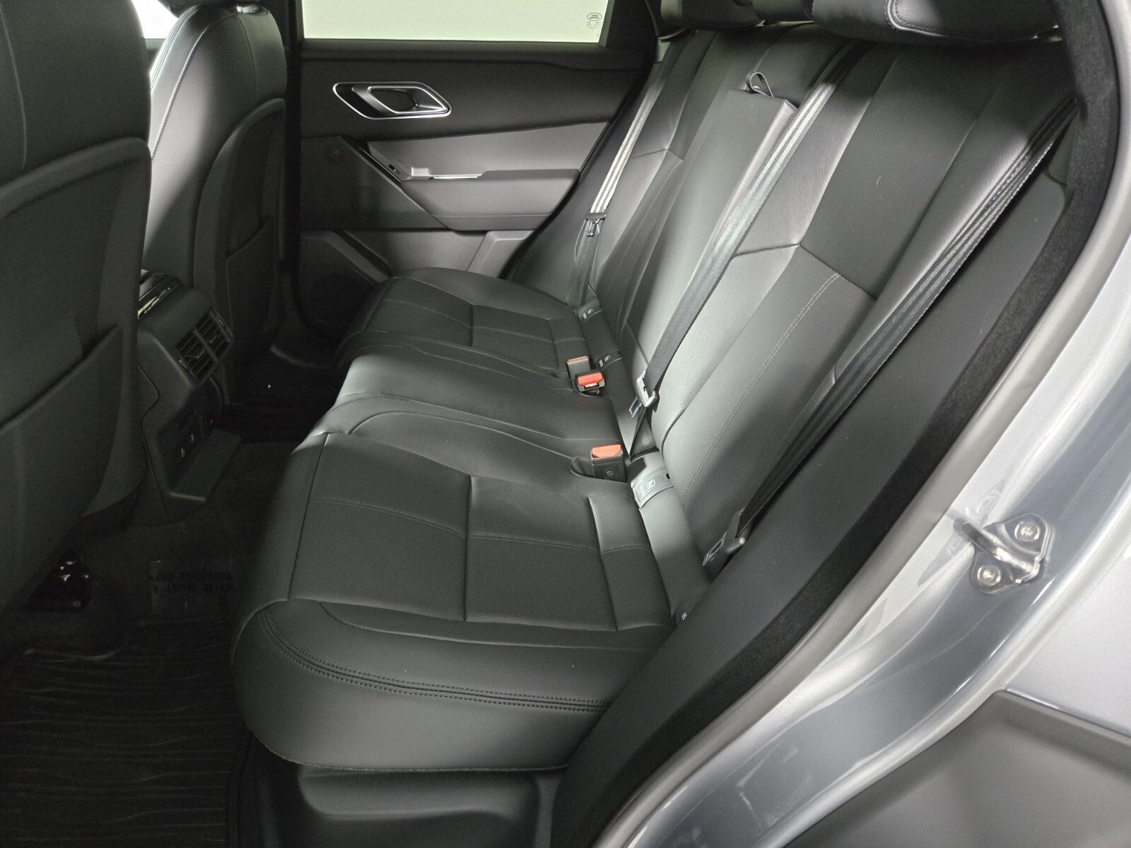 New 2026 Land Rover Range Rover Velar S image 5