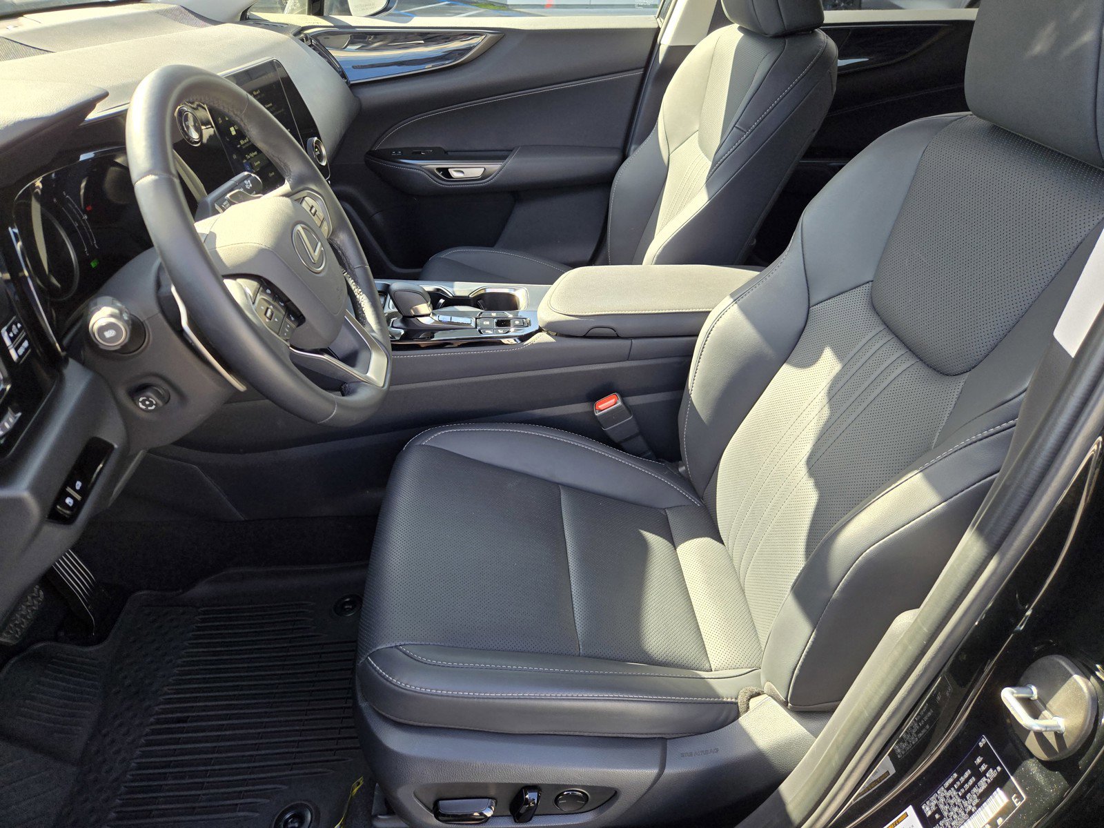 Certified 2025 Lexus NX 350h AWD w/ Accessory Package (2T) image 15
