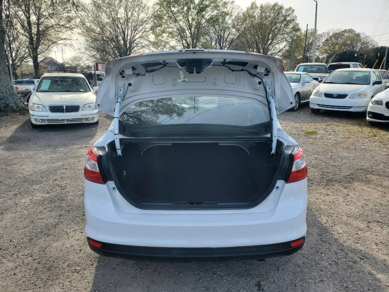 Used 2012 Ford Focus S image 16