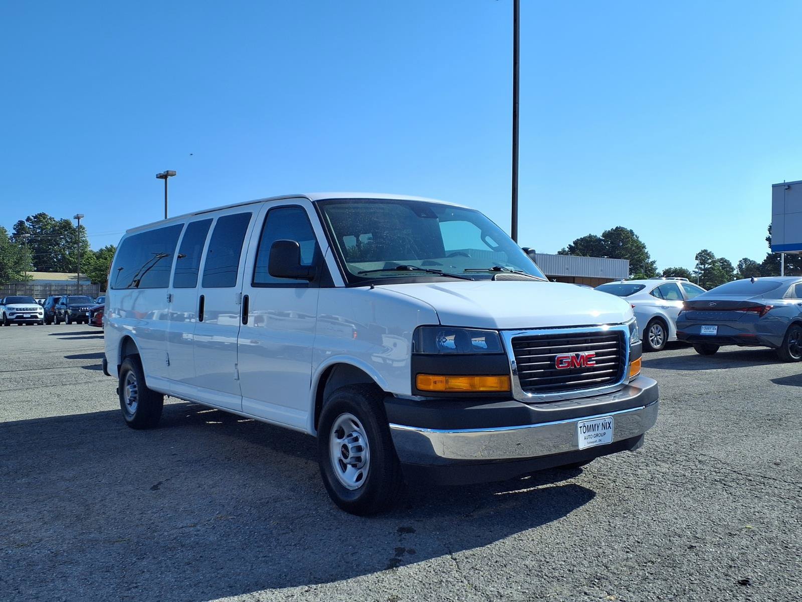 Used 2026 GMC Savana 3500 LT w/ LT Preferred Equipment Group RWD image 19
