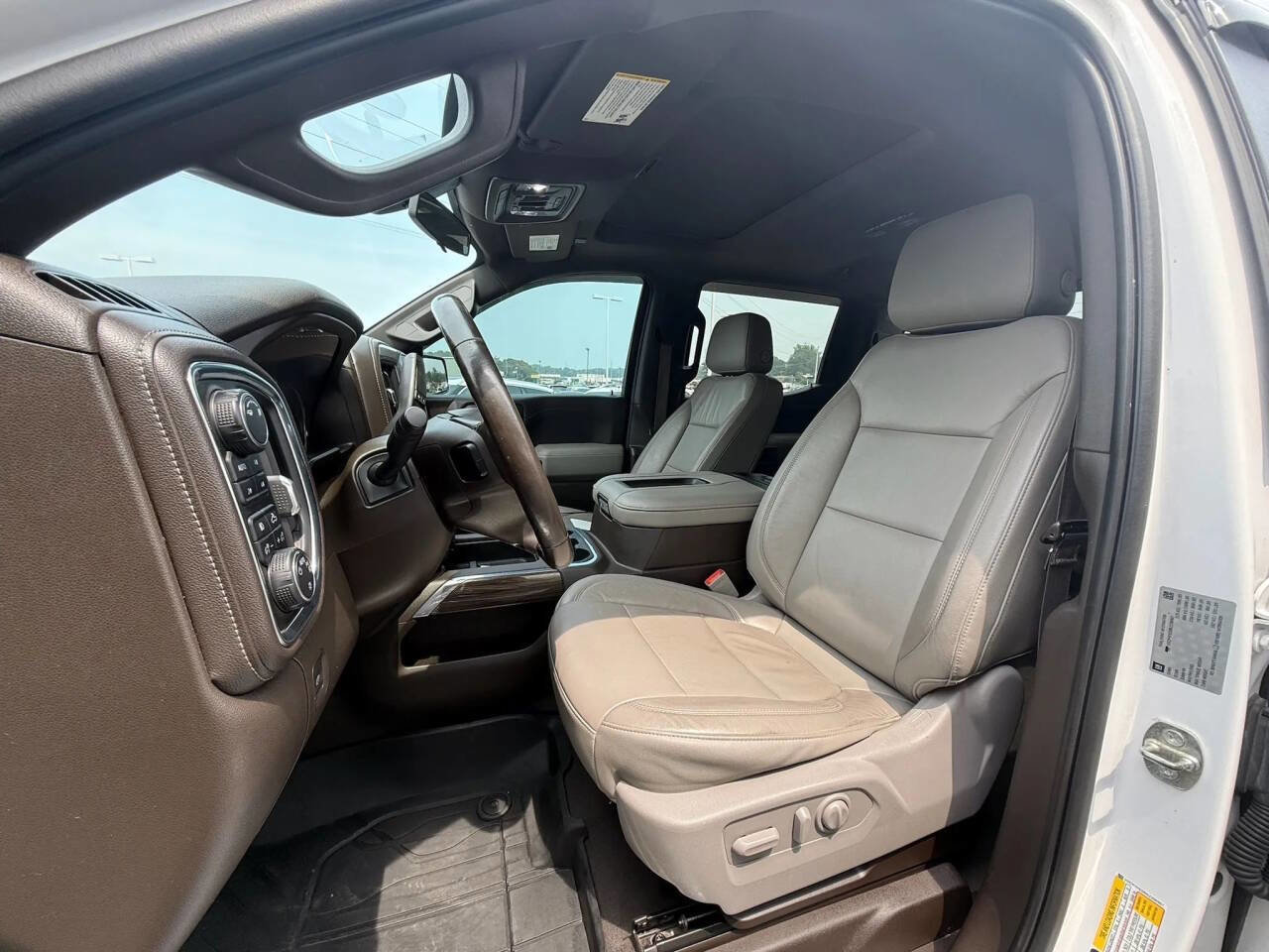 Used 2019 Chevrolet Silverado 1500 LT Trail Boss AWD/4WD image 7